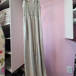 American Eagle.  White/Black Jumper.  Size M.